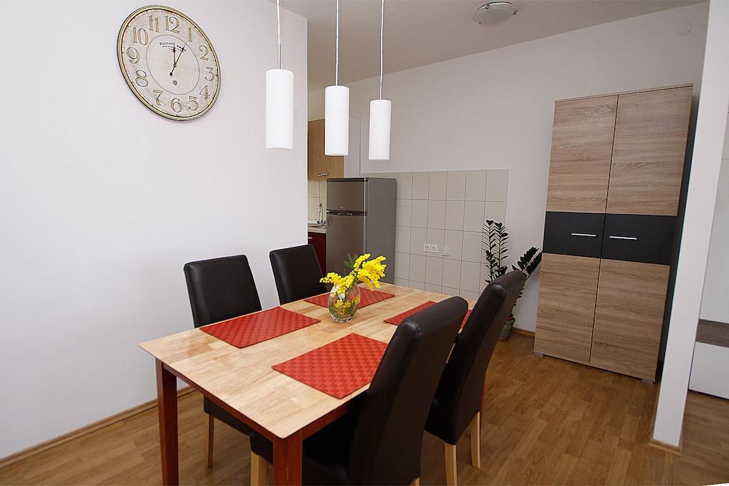 City Center Accommodation Задар Экстерьер фото